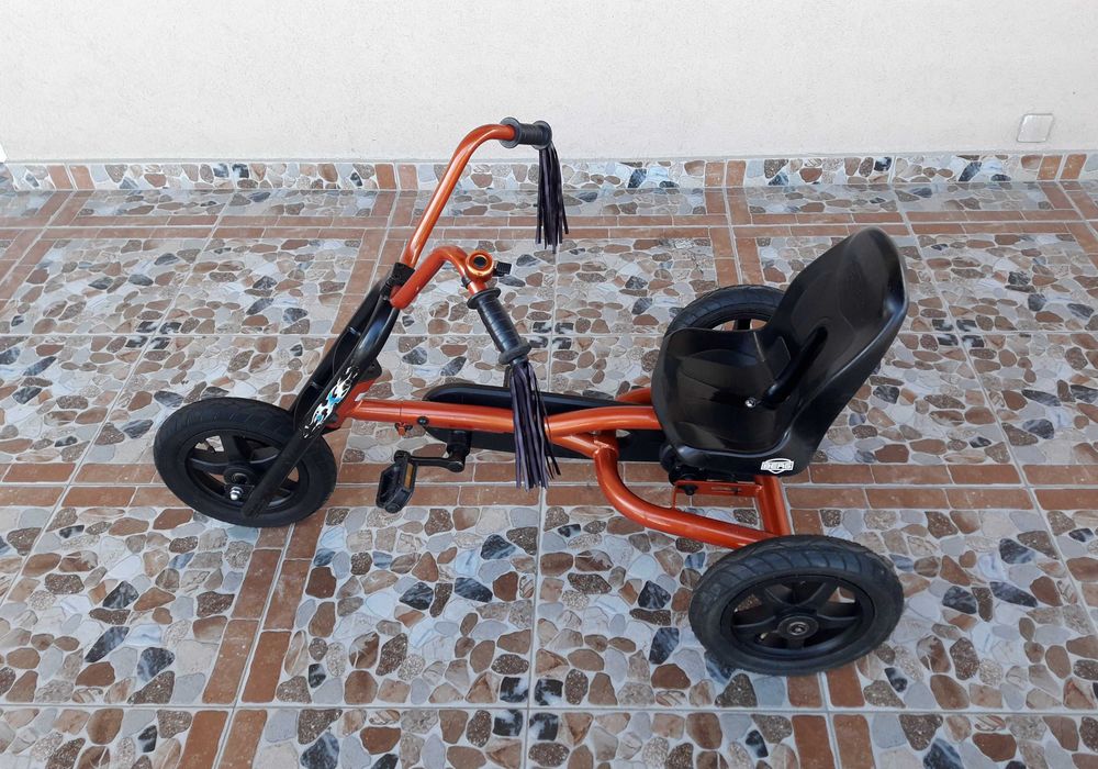 Cart (kart) cu pedale pentru copii BERG Choppy, 3 roți - maro