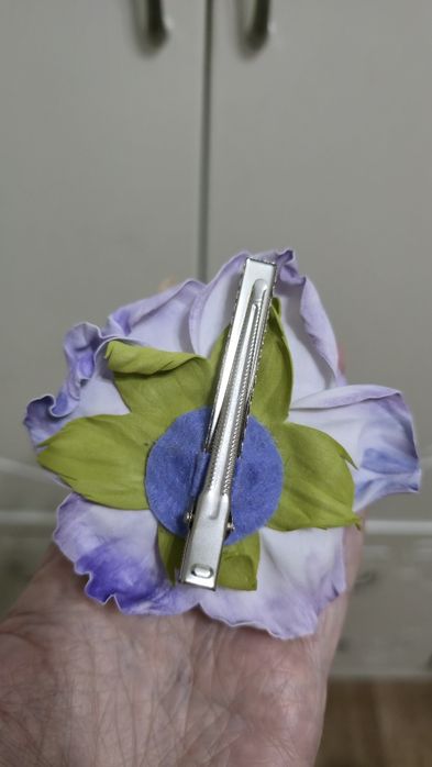 Продам нарядное платье для девочки