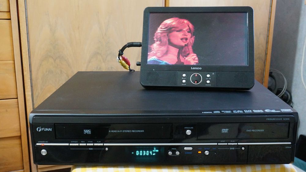 DVD recorder Combo cu VHS FUNAI model WD6D Pal/Secam si HDMI stereo Hi-Fi