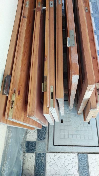 Двери деревянные