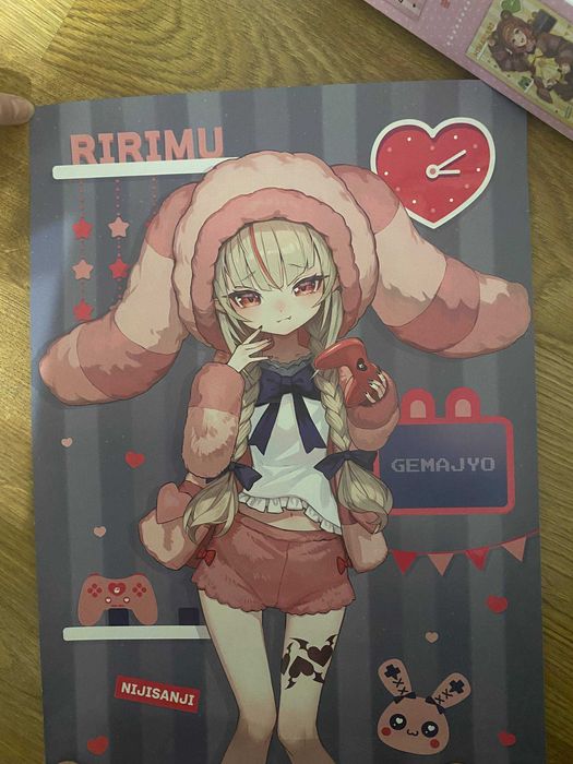 постеры и плакаты