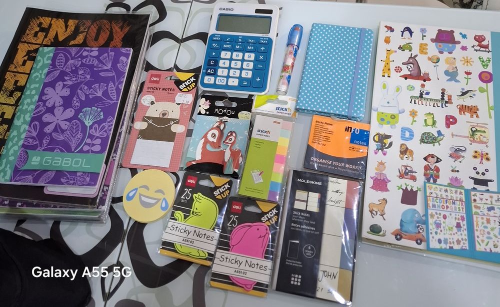 Продавам канцеларски материали