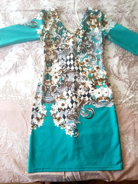 Елегантна рокля в много приятен зелен цвят