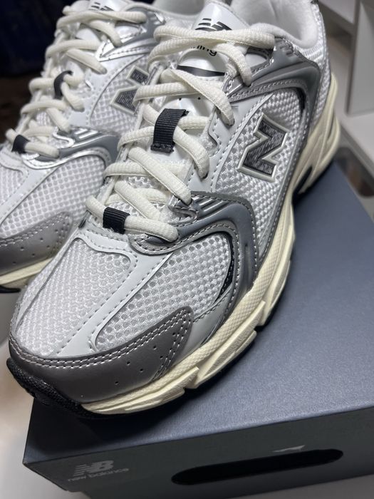 Кроссовки new balance 530