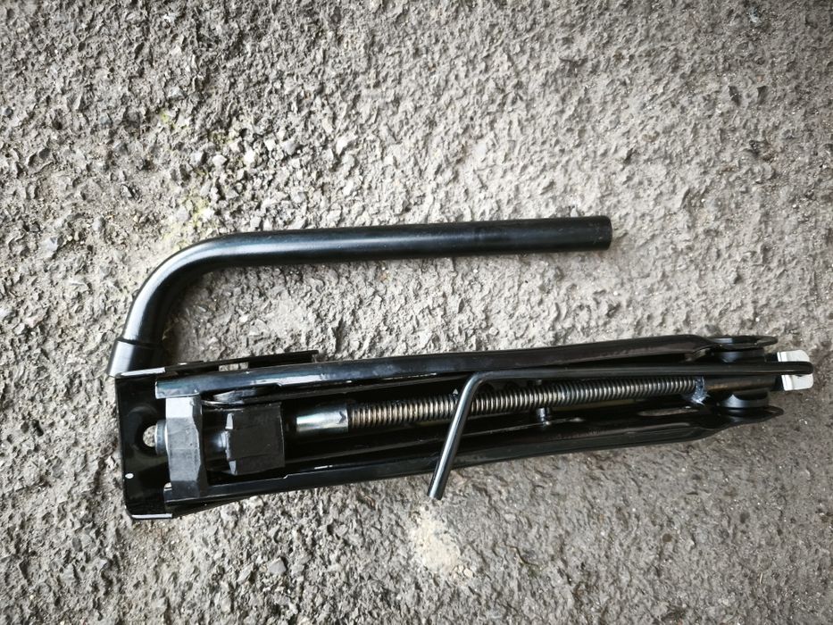 16" резервна гума с джанта за Opel Corsa.