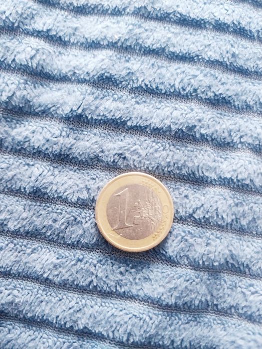 Продам монету. Евро. Испания 2001 год