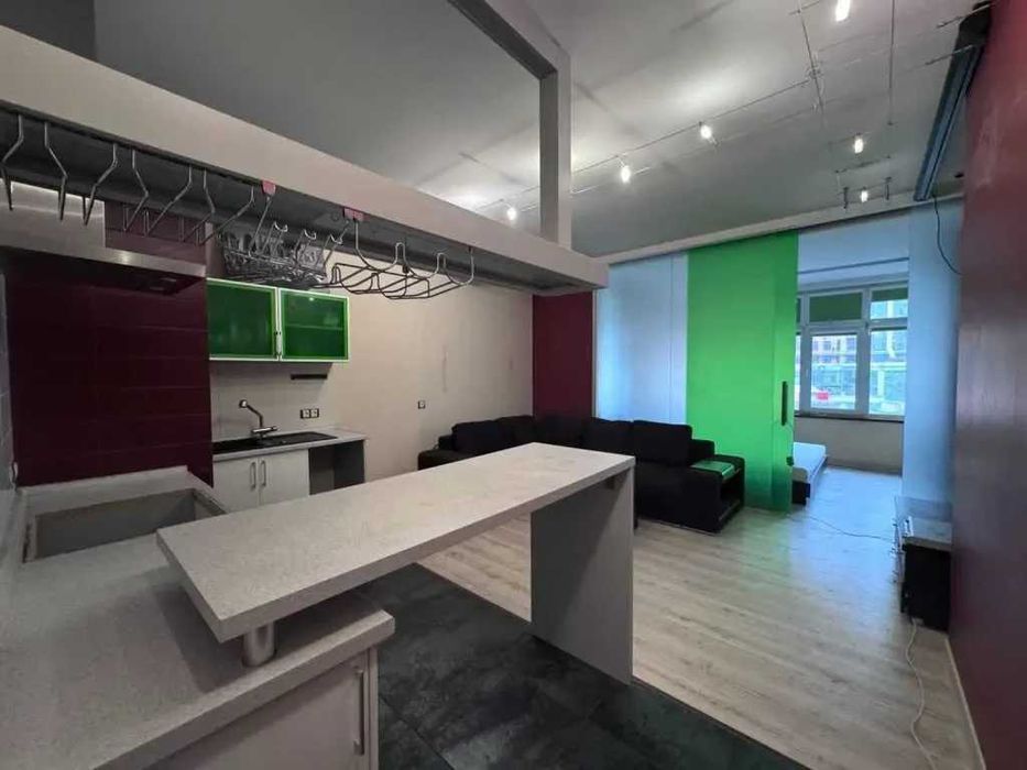 Дава се под наем Двустаен апартамент в София, Център - 56 кв.м за 448.8 € - Снимка #1