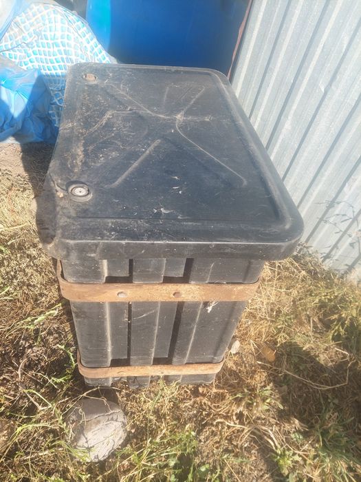 Ящик на грузовой автомобиль