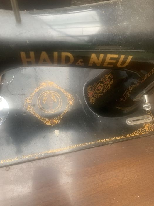 Vând mașină de cusut de colecție mrca HAID&NEU.