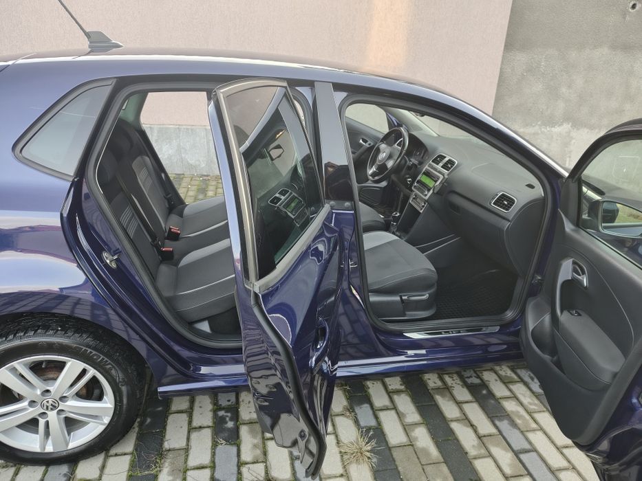 Vând Volkswagen polo