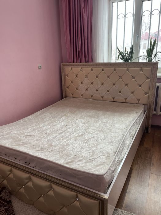 Шкаф Спальная диван Комот 2 тумбочка