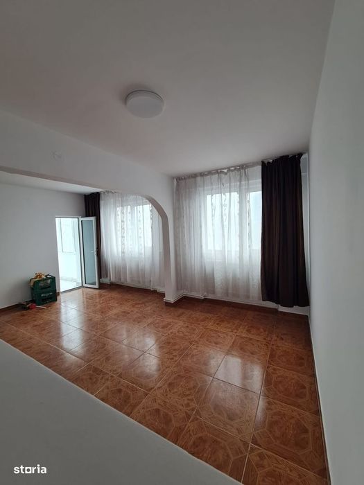 Vanzare apartament 3 camere transformat in 2 camere, Galati, Micro 39A