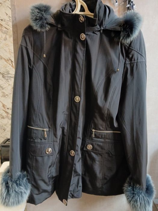 Зимняя одежда, куртки, пальто.