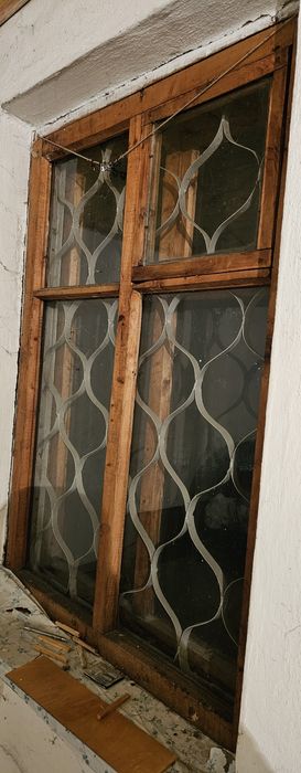 Продам оконные рамы 5 шт