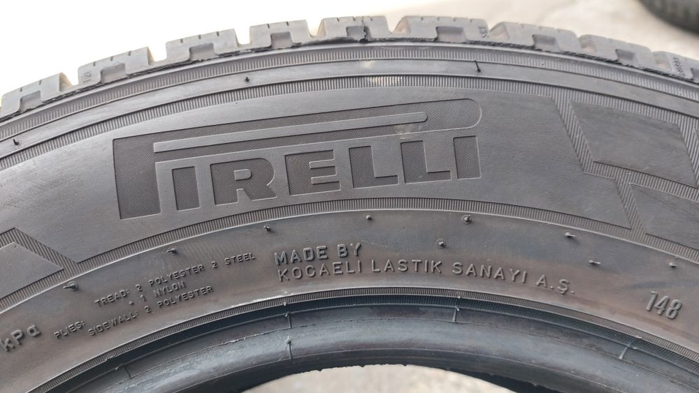 Зимни гуми за Бус 215/65/16 C Pirelli Carrier Winter 2 броя