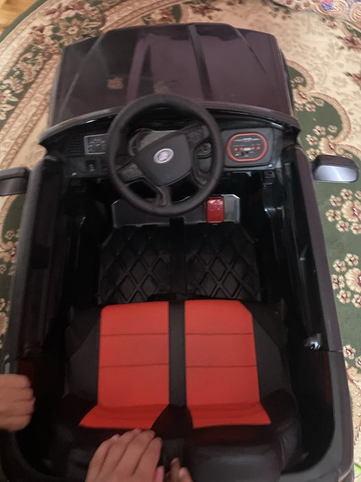 Машина Lexus новое