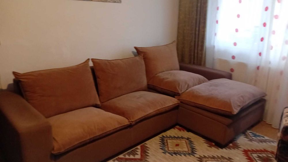 Vând urgent colțar extensibil, stare bună