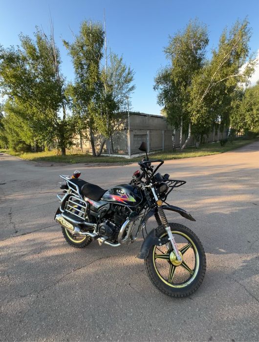 Продам мотоцикл ltm m9