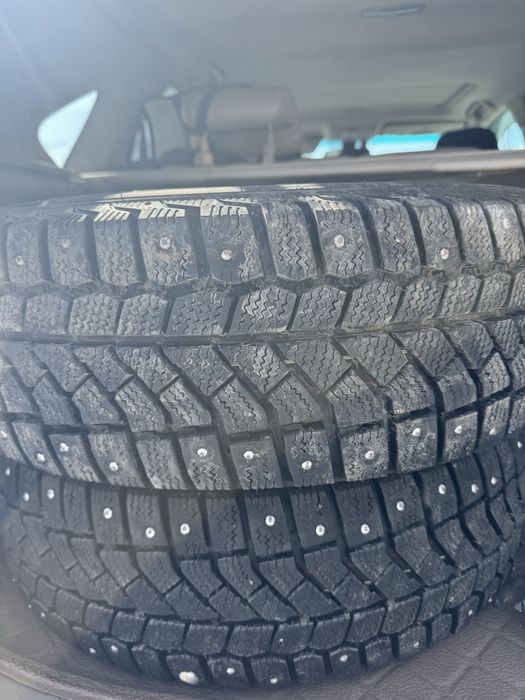 Продам зимние шины