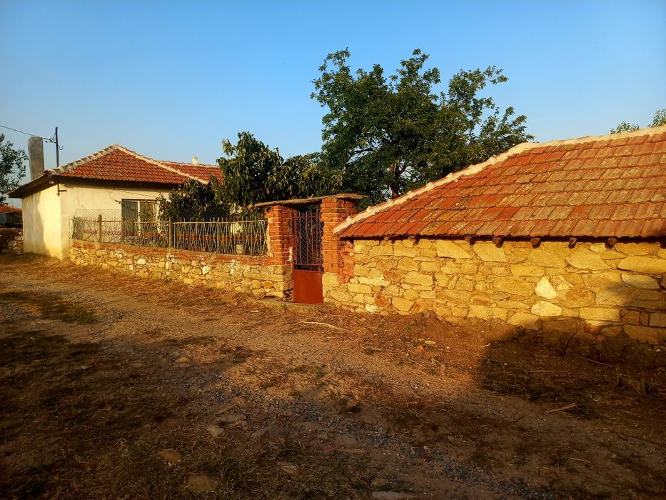 Продава се Къща в Любимец - 694 кв.м за 24 €/кв.м - Снимка #6