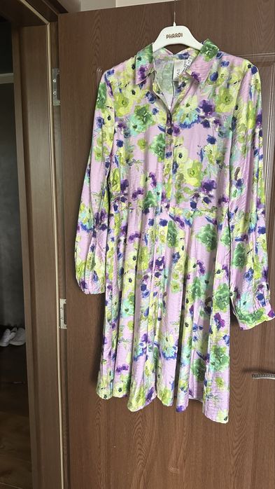 Нова рокля Y.A.S 34 размер zara guess calvin ted baker moschino liu jo