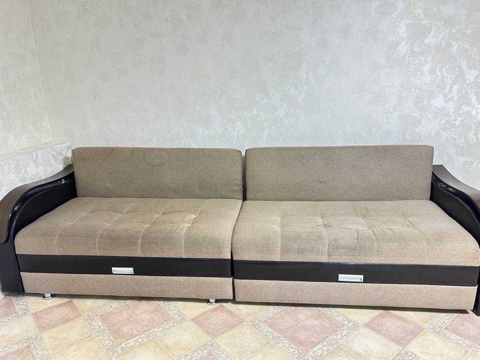 Продам диван срочно