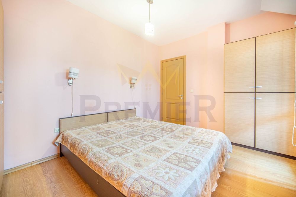 Продава се Тристаен апартамент в Варна, Възраждане 1 - 97 кв.м за 2217 €/кв.м - Снимка #4