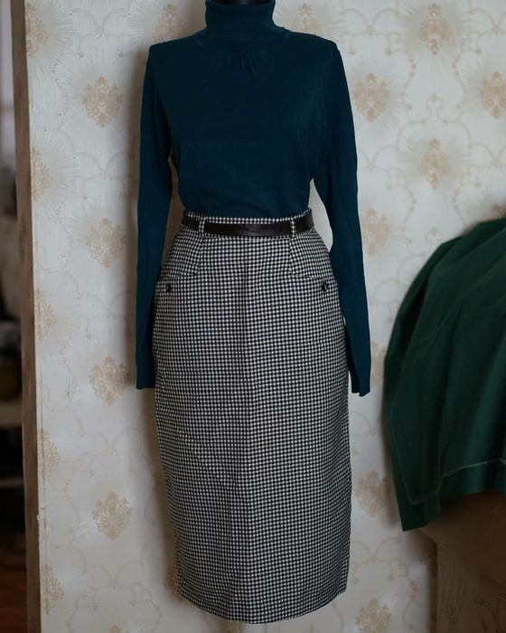 Fusta de stofa  lunga patratele