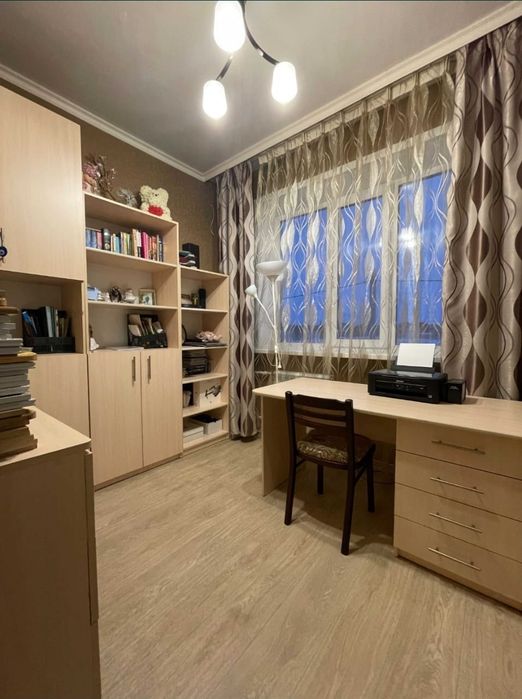 Продается дом на Кунгее, 20 соток земли.