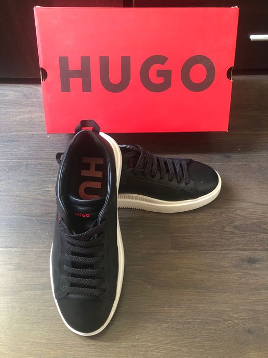 Hugo черни кецове