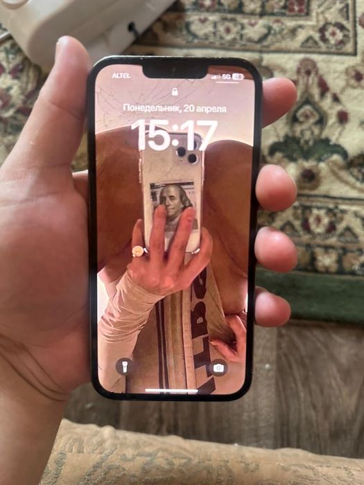 Айфон 13 про имеються трещины на экоане