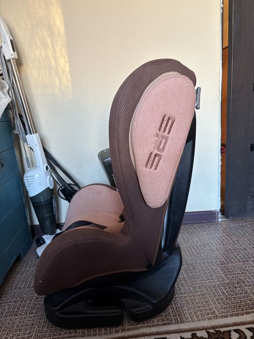 Автокресло для машины