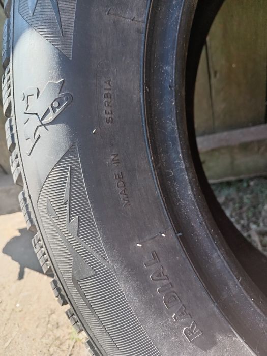 Продам Б/у шины зима