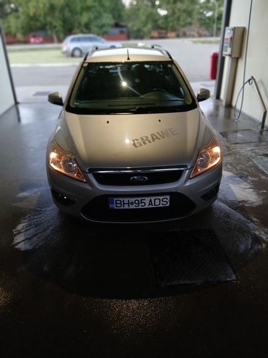 Vând sau schimb Ford focus 2 din 2010