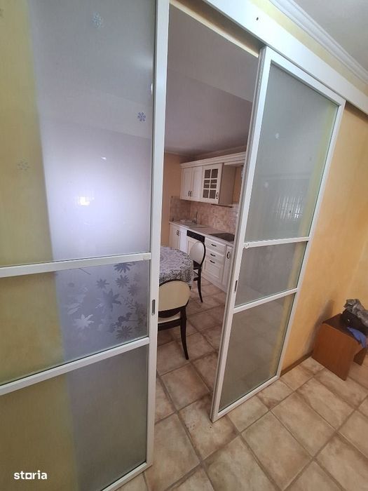 Apartament 4 camere -zonă centrală, spital Județean