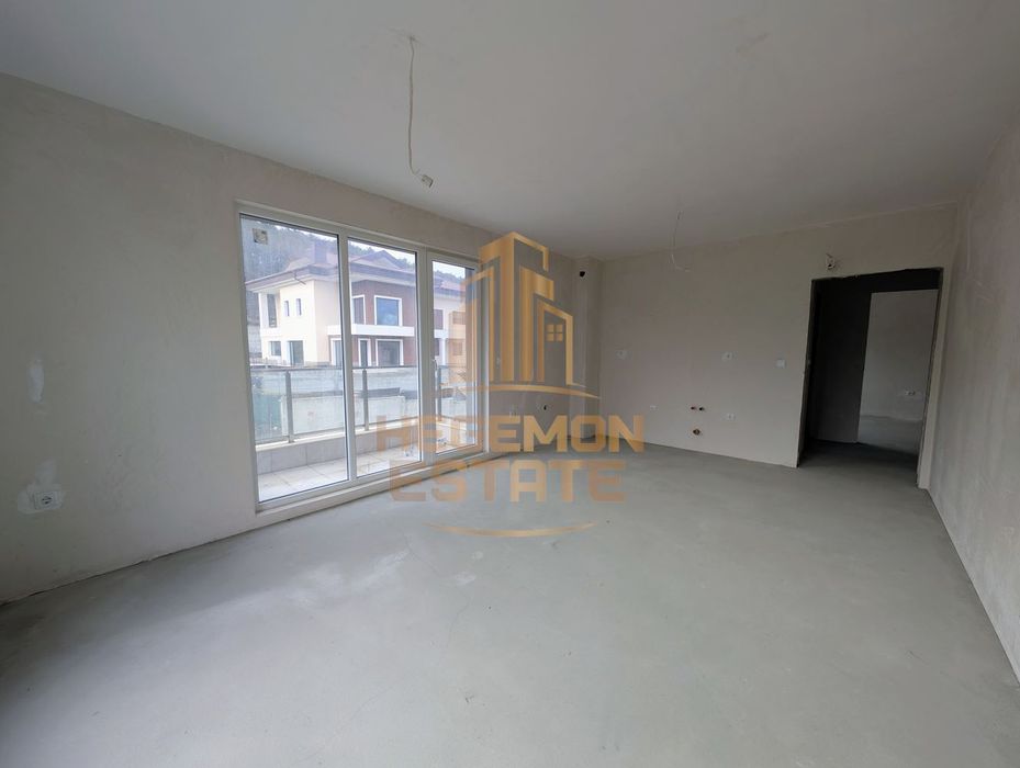 Продава се Тристаен апартамент в Варна, Виница - 87 кв.м за 880 €/кв.м - Снимка #2