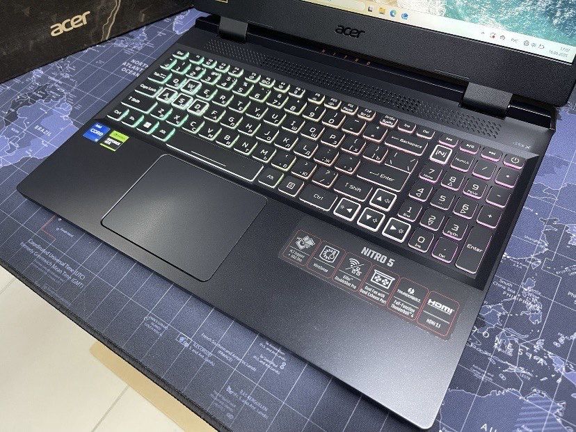 Игровой мощный ноутбук Acer