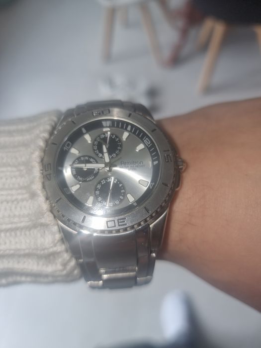 Ceas Armitron water 165 Resists Steel