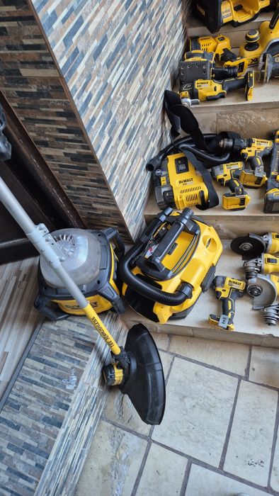 Инструменти Dewalt