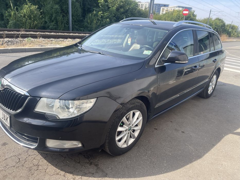 SKODA Superb 2012 — imagine 2