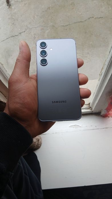 Samsung s24  256gb