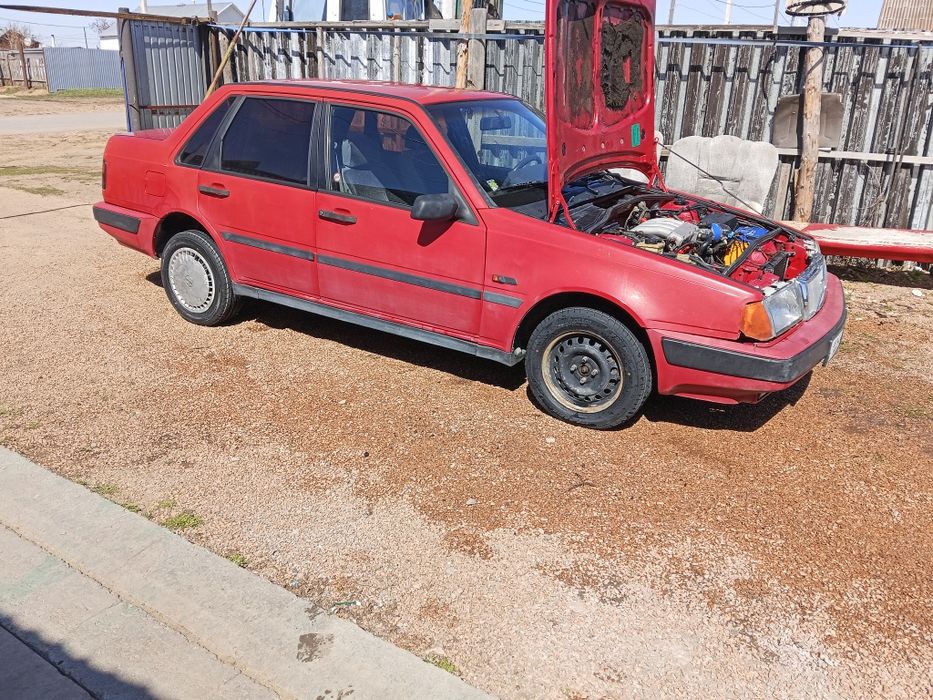 Продаю Автомобиль Volvo 460