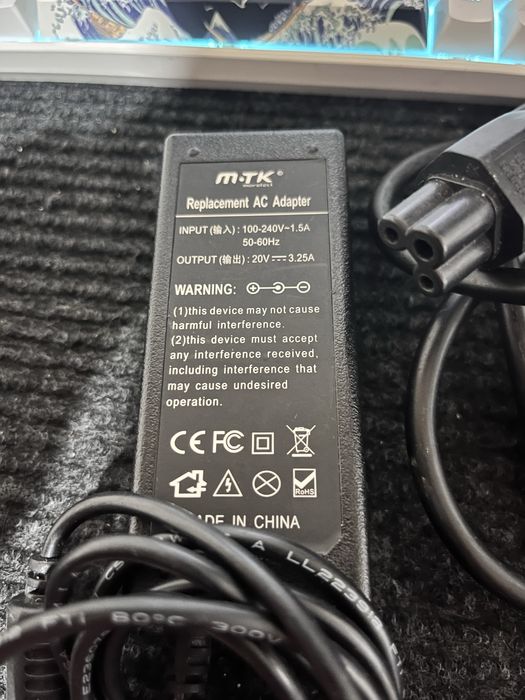 Încărcător Adaptor Moveteck 20V 3.25A (Mufă Rotundă)