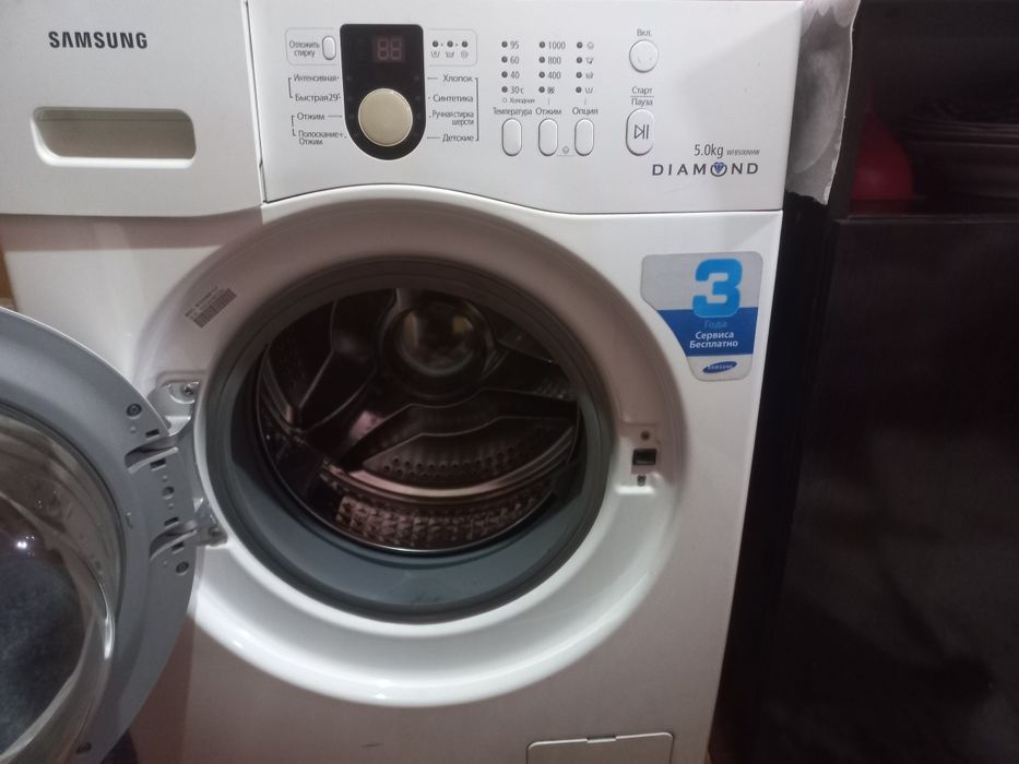 Стиральная машинка в хорошем состоянии