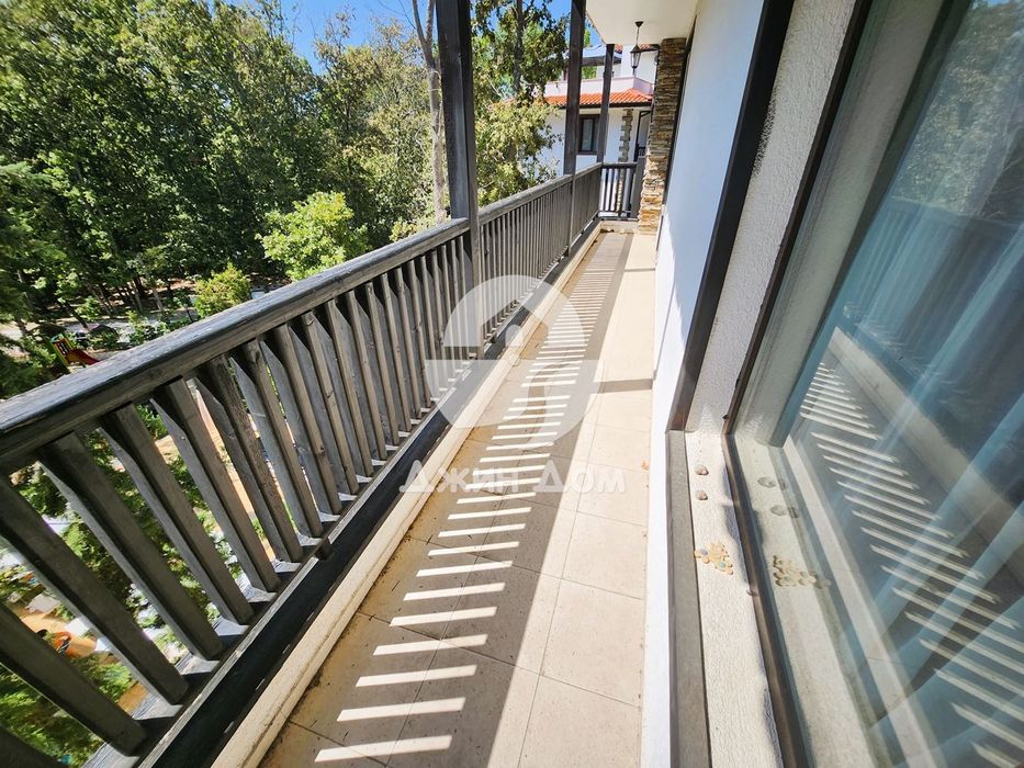 Продава се Двустаен апартамент в Приморско - 77 кв.м за 1000 €/кв.м - Снимка #2