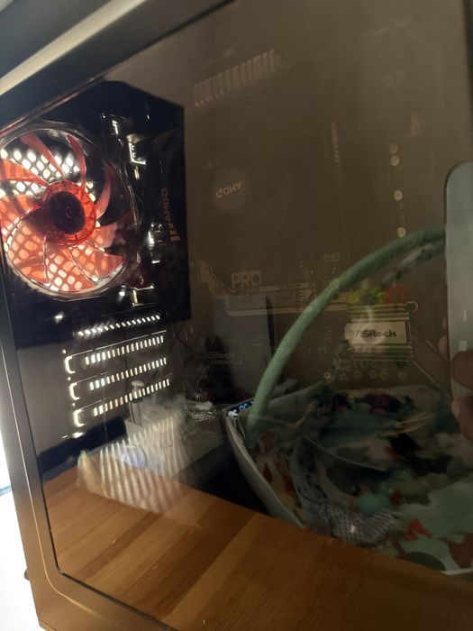 Настолен компютър