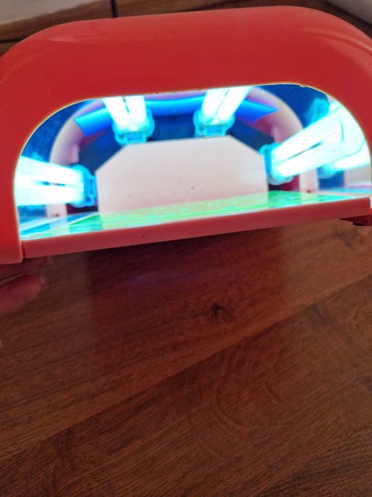 Lampa de unghii UV