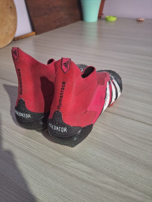 бутцы Adidas Humanrace