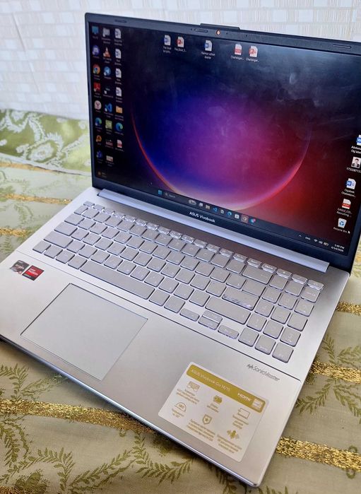ASUS Vivobook Go 15 (E1504FA)