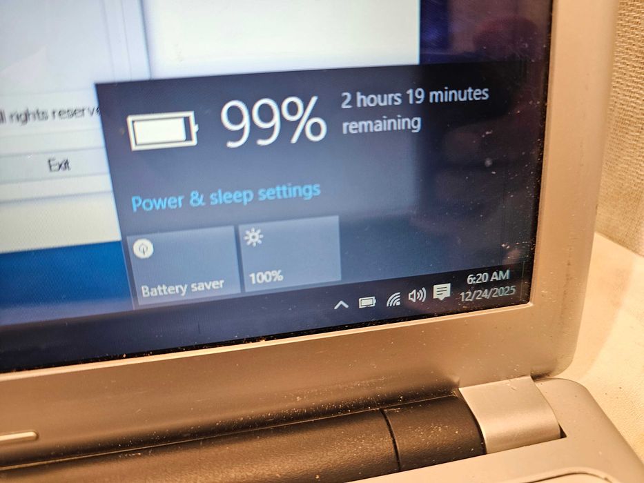 Laptop Acer v5-571 ms2361 i5 8gb ram gt620m video dez